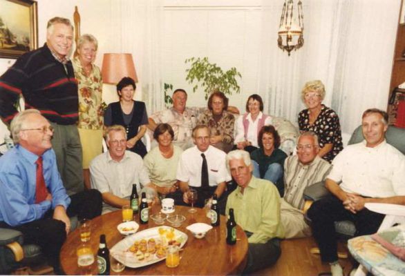 17 familie met gastc.jpg
